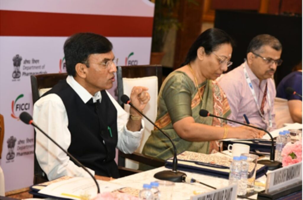 Union Health Minister Dr Mansukh Mandaviya addresses roundtable conference with leading CEOs of Pharmaceutical industry - 1