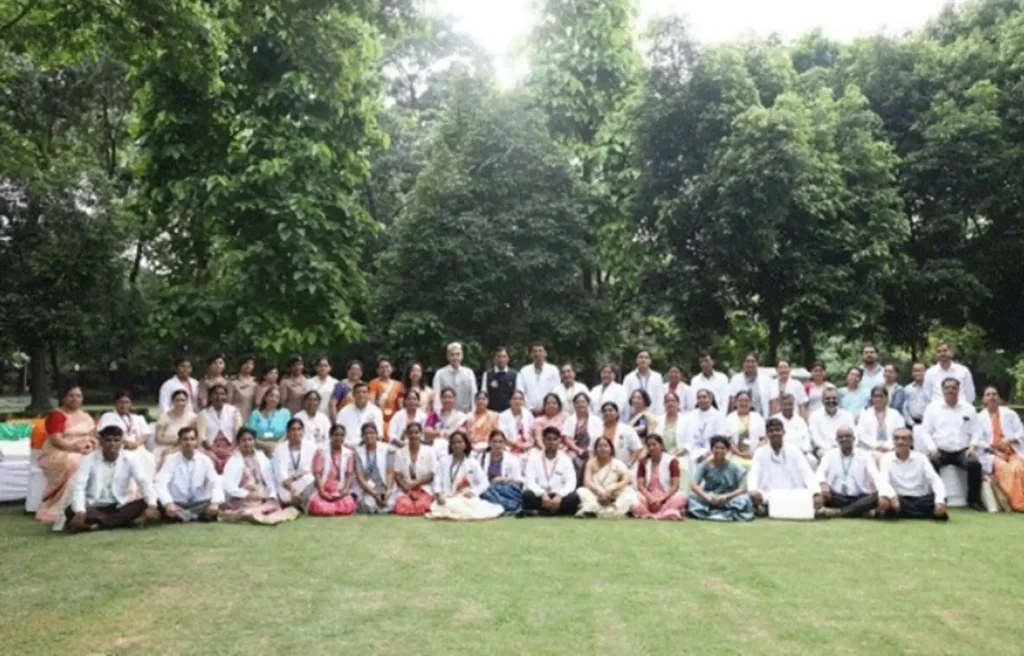 Union Health Minister commemorates 50 nurses with family as special guests honoring their contribution to the nation - 2