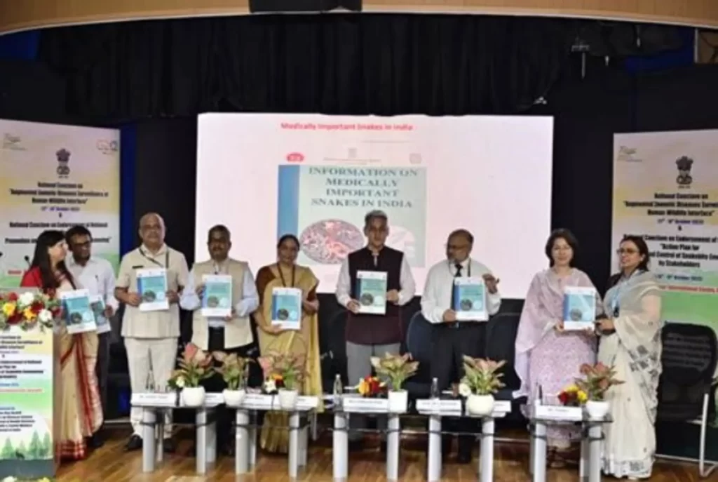 Union Health Secretary Shri Sudhansh Pant delivers keynote address at National Conclave on “Augmented Zoonotic Diseases Surveillance at Human – Wildlife Interface” & National Conclave for Endorsement of “National Action Plan for Prevention and Control of Snakebite Envenoming” to Stakeholders - 2