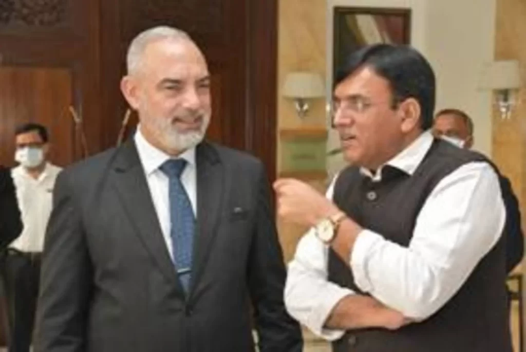 Union Minister for Health and Family Welfare Dr. Mansukh Mandaviya interacts with ambassadors of Latin America and Caribbean Nations