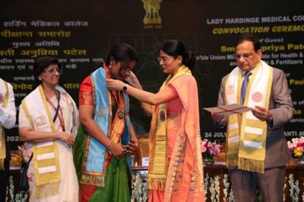 Union Minister of State for Health and Family Welfare and Chemicals & Fertilizers, Smt. Anupriya Patel graces the Annual Convocation Ceremony of Lady Hardinge Medical College