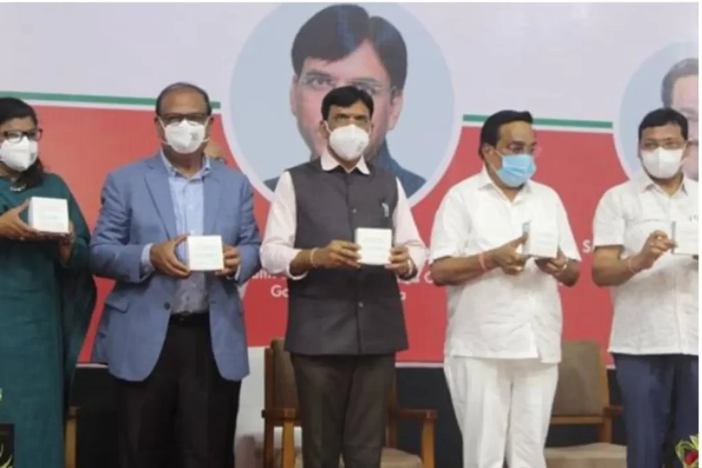 Union Minister for Health and Family Welfare and Chemicals & Fertilizers, Shri Mansukh Mandaviya releases first commercial batch of COVAXIN manufactured in Ankleshwar, Gujarat
